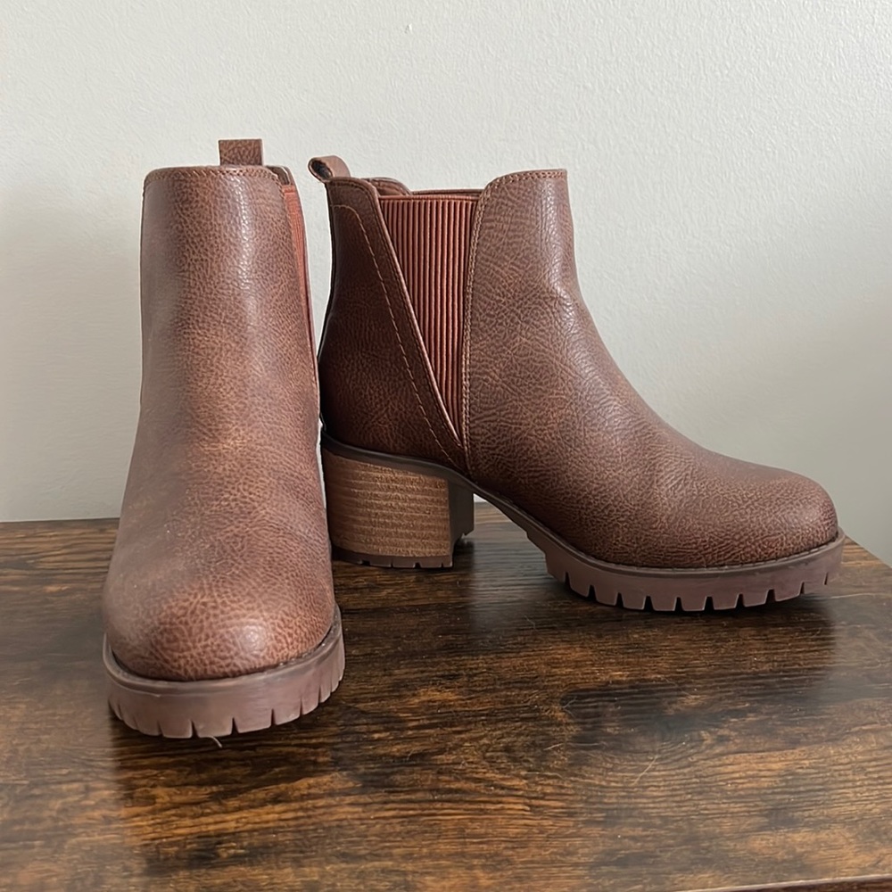 MIA booties